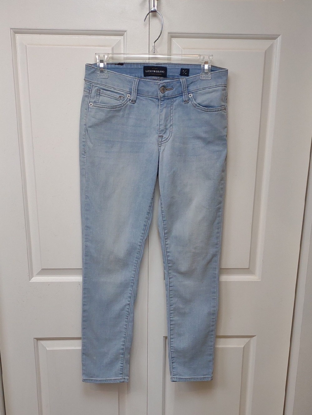 Lucky Brand Lolita Ankle Crop Curvy Stretch Distressed Light Blue Jeans - Picture 2 of 15